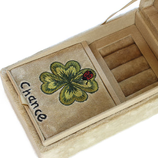Velvet jewelry box - Clovers