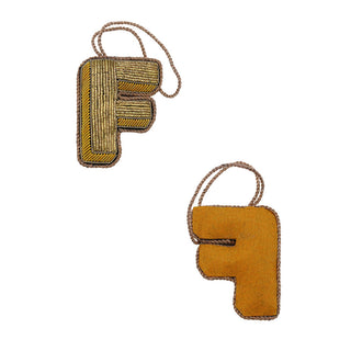 Alphabet mobile : Letter F