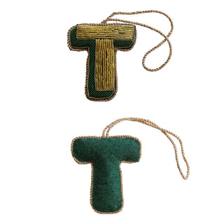 Suspension alphabet : Lettre T