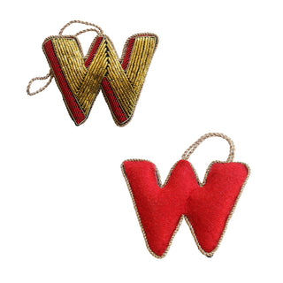 Alphabet hanging : Letter W